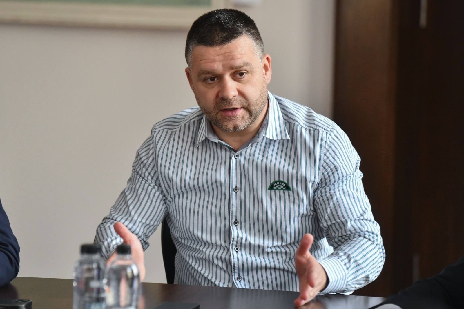 Ciprian Ciucu mizează pe inteligența artificială în administrația publică: „AI-ul este game changer. Fa-bu-los!”