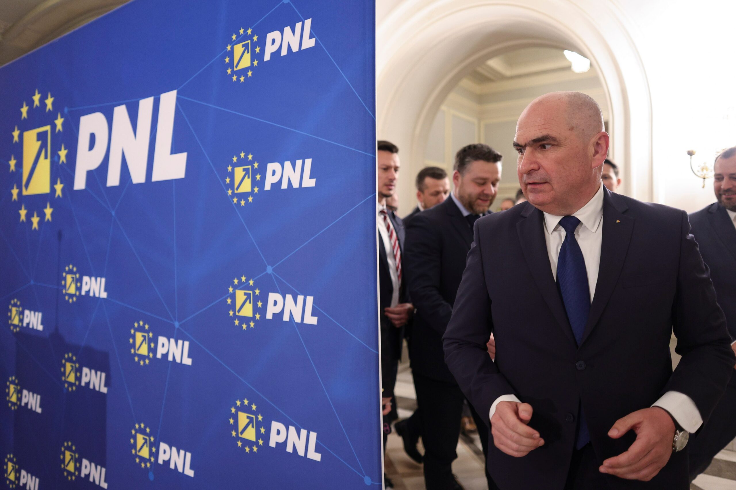 PNL decide joi dacă susține Guvernul Tomac. Ședință extinsă a conducerii partidului