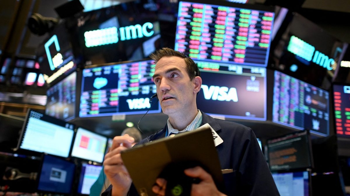 Acțiunile de pe Wall Street au înregistrat a noua săptămână consecutivă de creştere