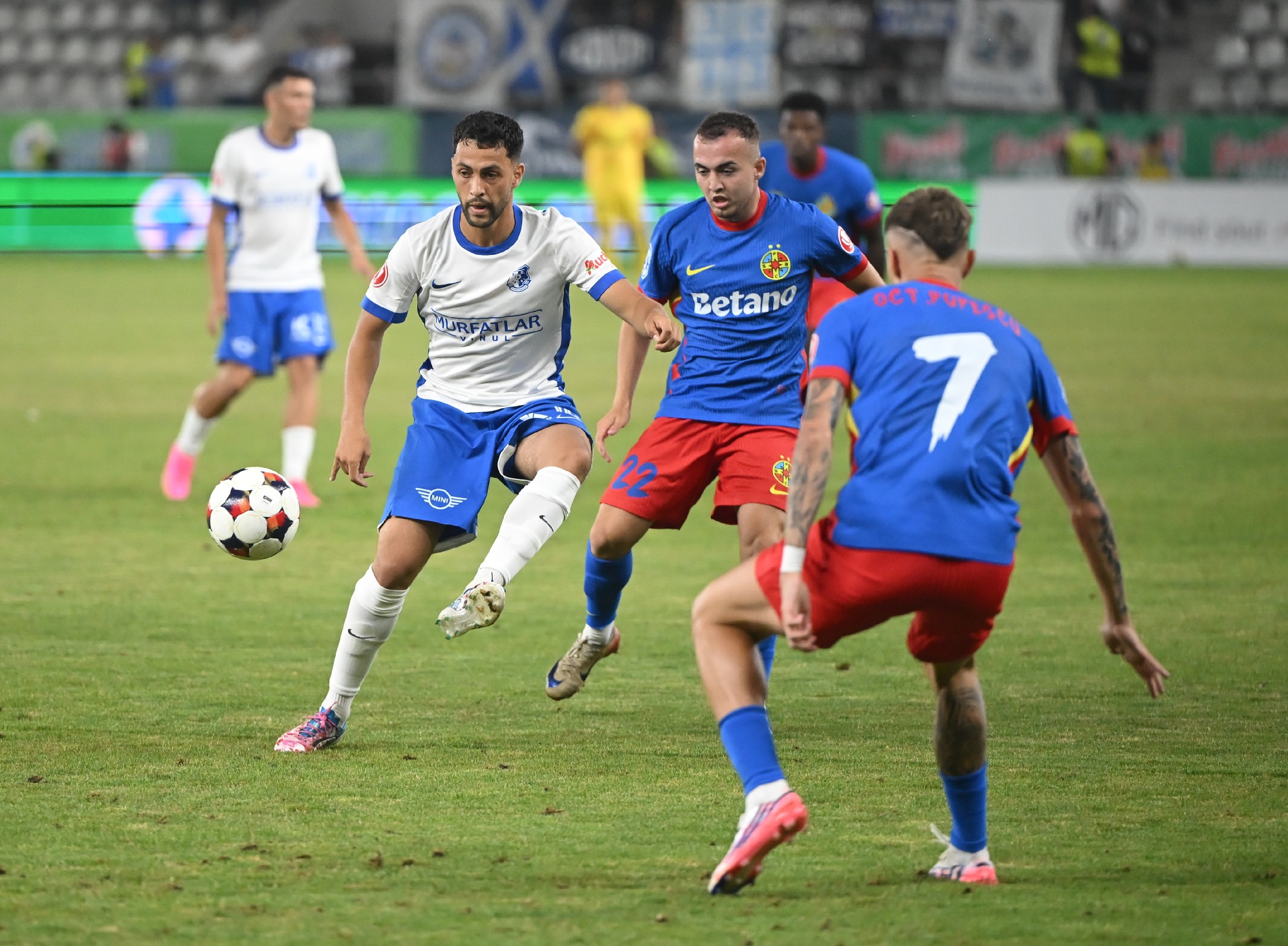 Fostul antrenor al FCSB a explicat de ce Toma a fost umilit în minutul 29