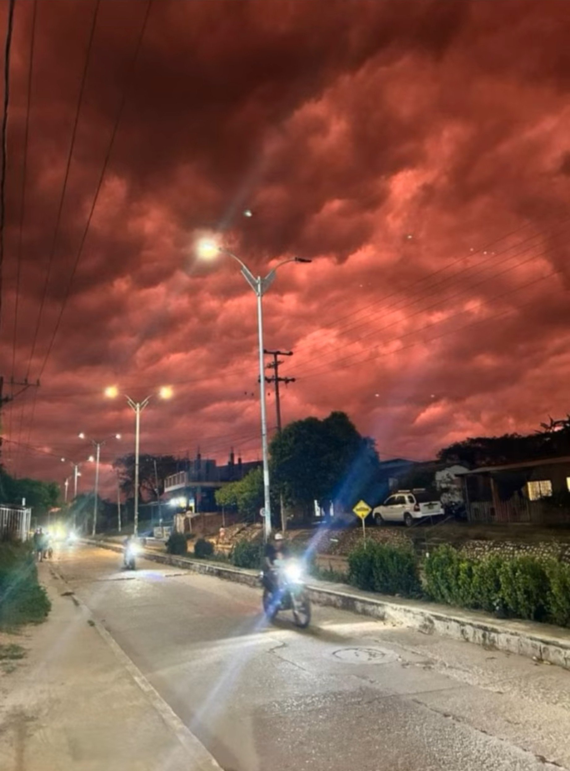 Un fenomen cu tentă apocaliptică i-a speriat pe columbieni după cutremurul devastator de 7,4 grade. Care e explicația științifică
