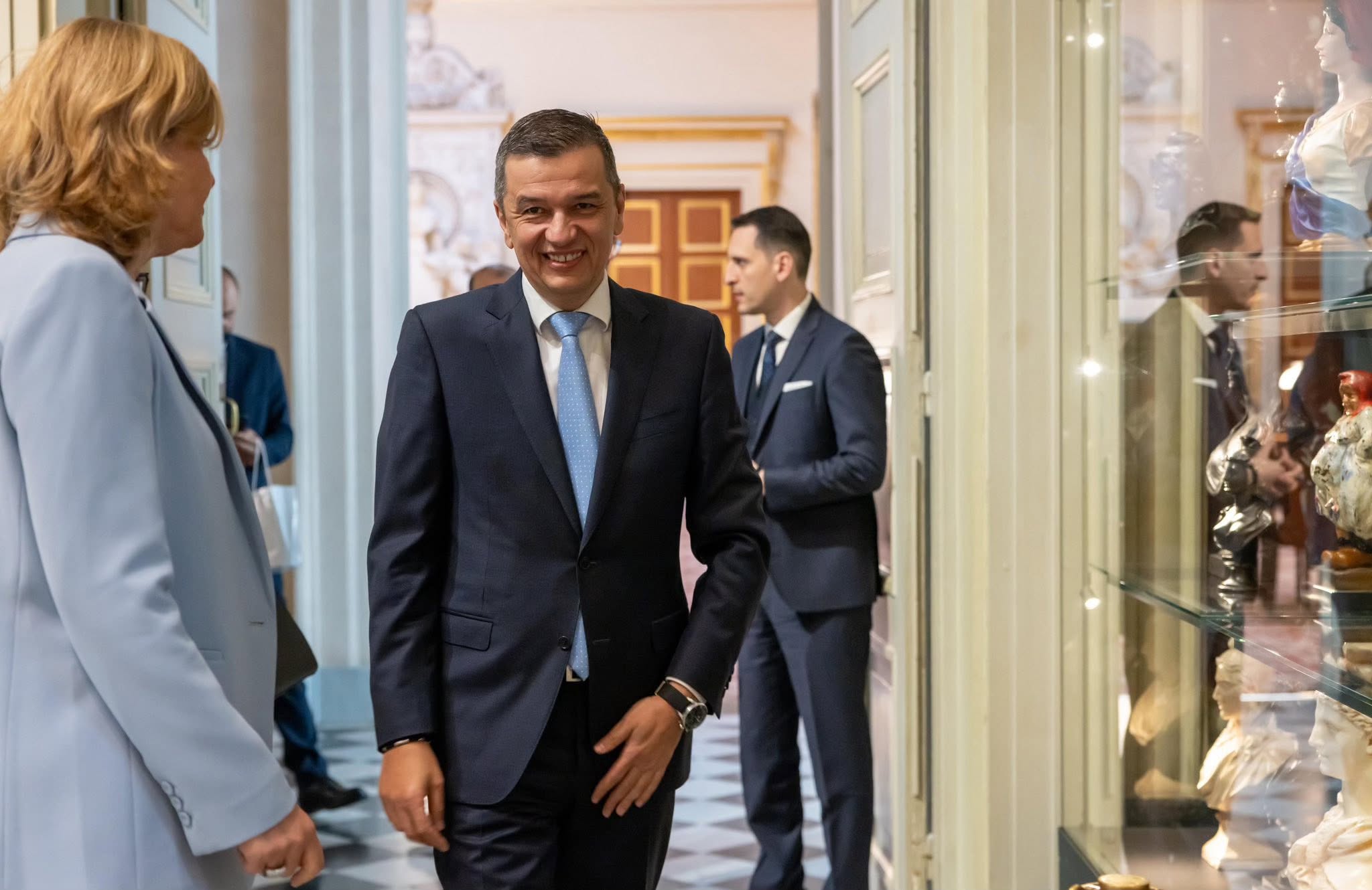 Câți bani au primit partidele de la buget în septembrie