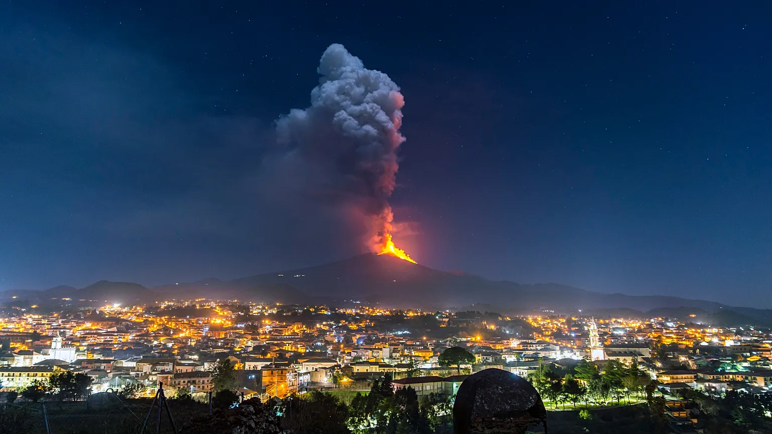 Activitatea vulcanului Etna a afectat circulația aviatică