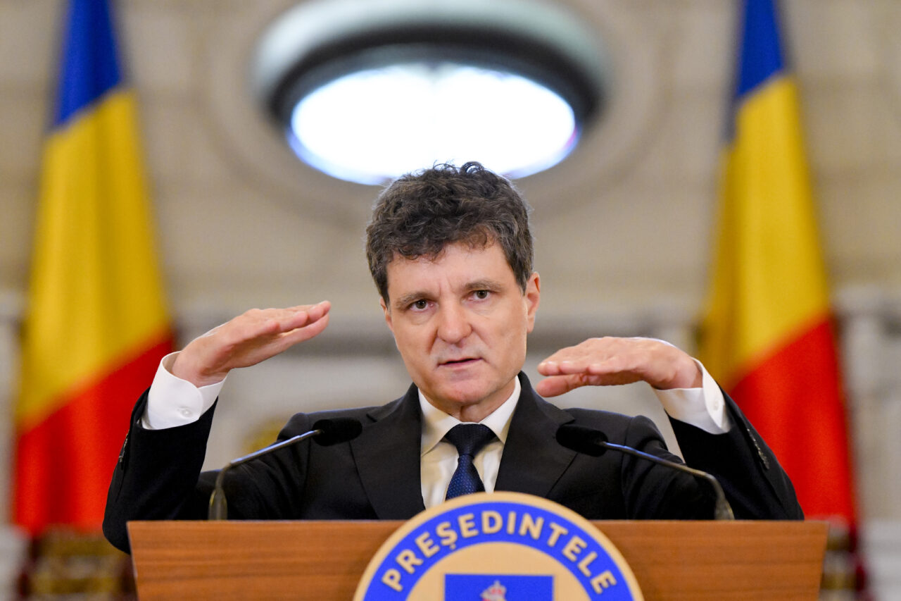 Nicușor Dan, mesaj pentru partide înaintea votului de învestitură a Guvernului Mureșan