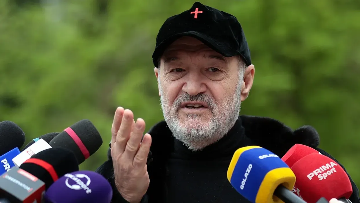 Fotbalistul despre care Gigi Becali spunea că „ala mic, care aleargă în permanență, nu e rău” a semnat! Unde va juca