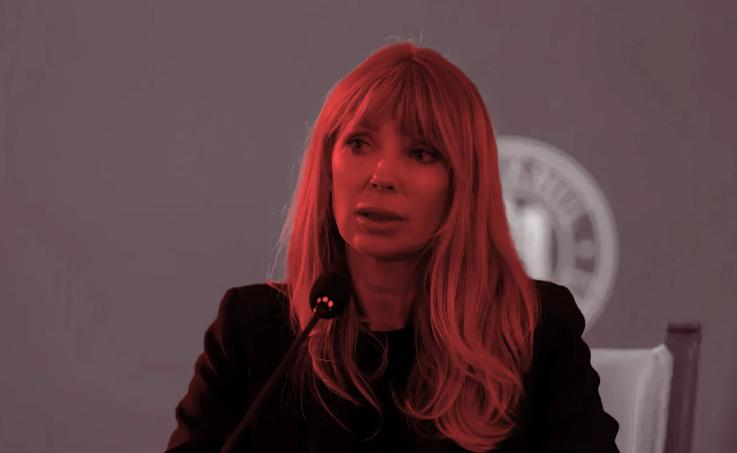 Regretă Victoria Stoiciu plecarea din PSD? Senatoarea explică aranjamentele din Parlament premergătoare Guvernului Niculescu: „AUR nu va vota din dragoste”