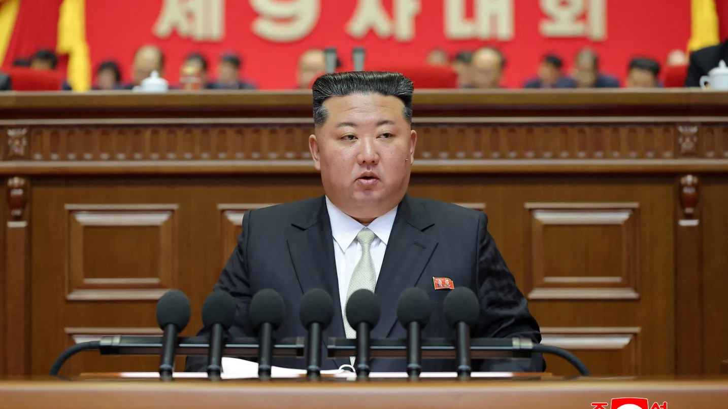 Kim Jong-Un, în comă după o hemoragie cerebrală severă?