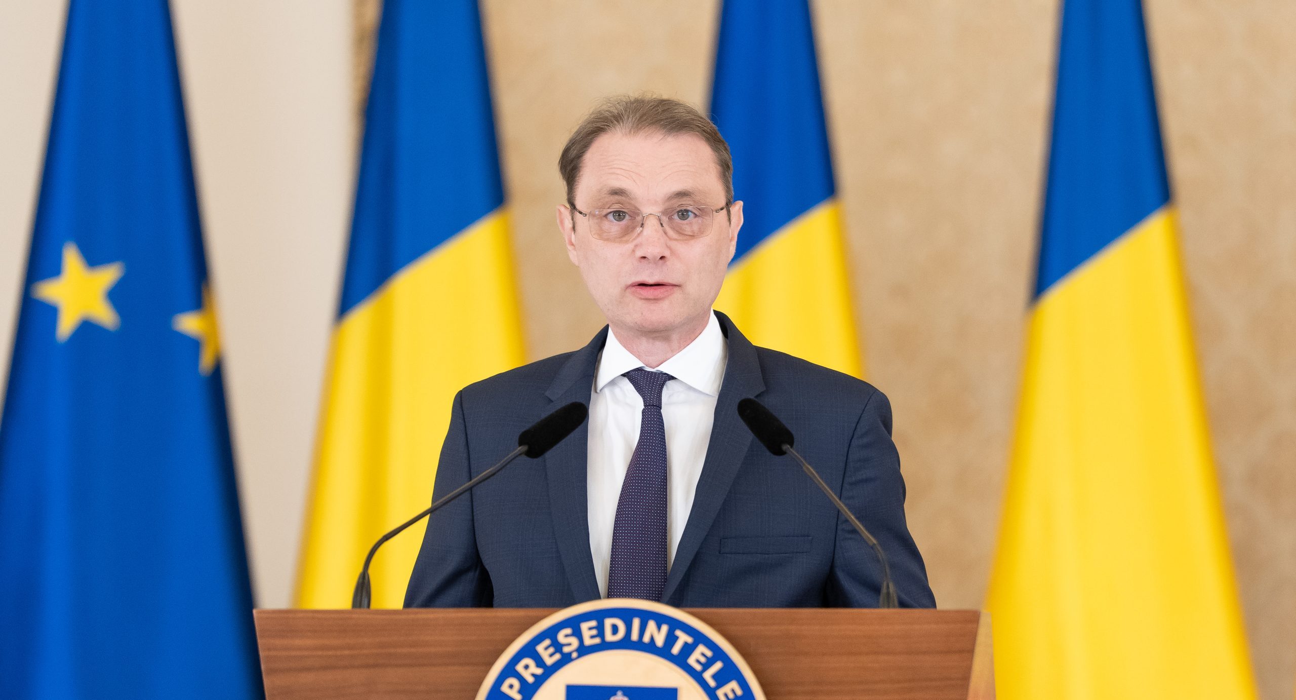 Luca Niculescu a început consultările cu PSD, PNL și UDMR
